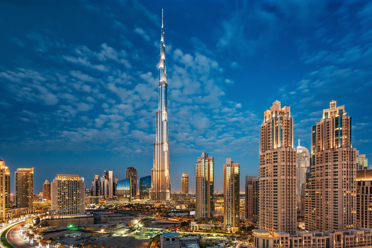 Dubai - Skyscrapers and desert
